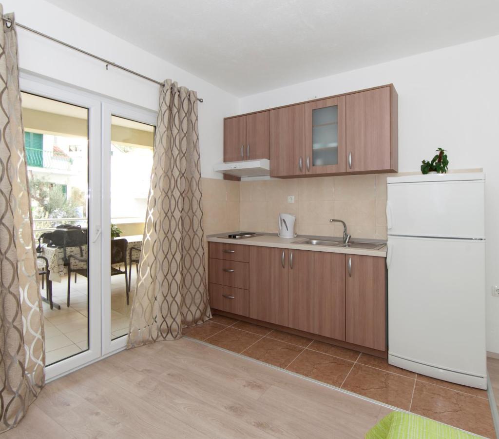 Apartmani Iva Тучепи Экстерьер фото