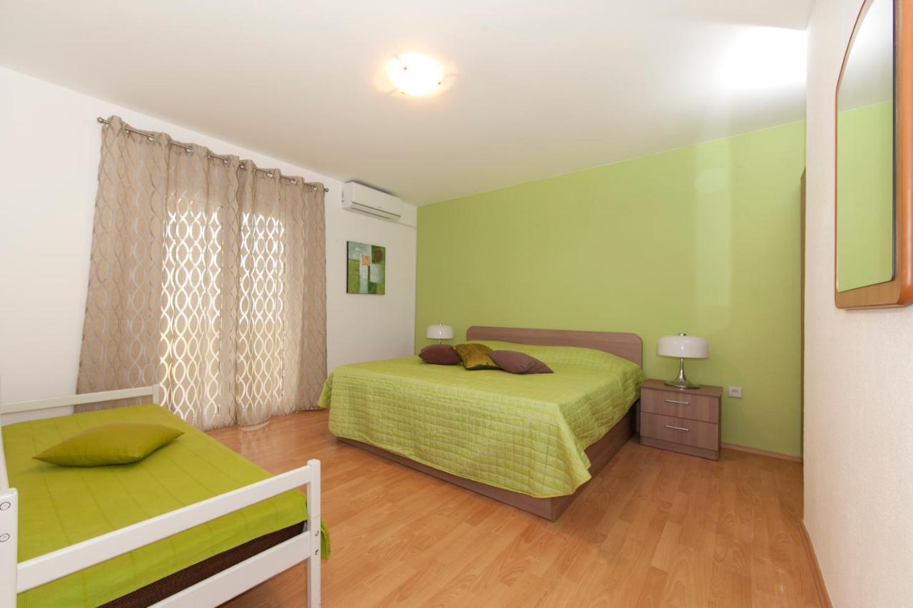 Apartmani Iva Тучепи Экстерьер фото