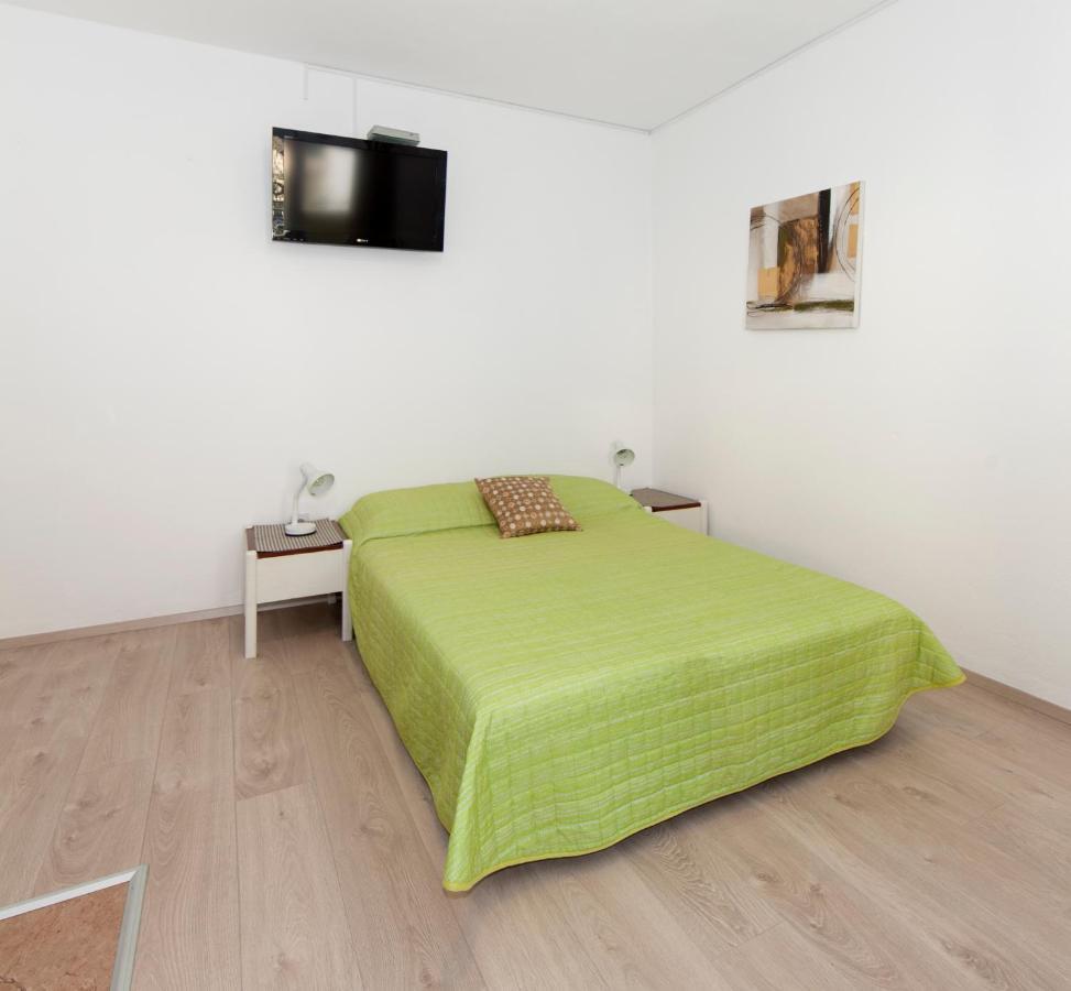 Apartmani Iva Тучепи Экстерьер фото