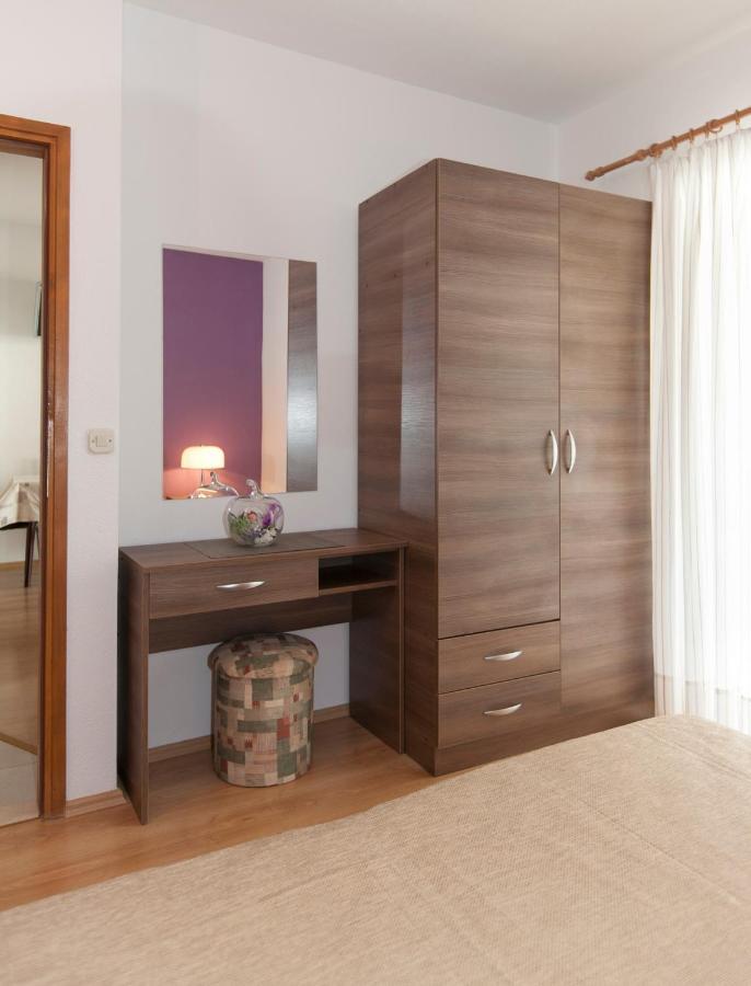 Apartmani Iva Тучепи Экстерьер фото